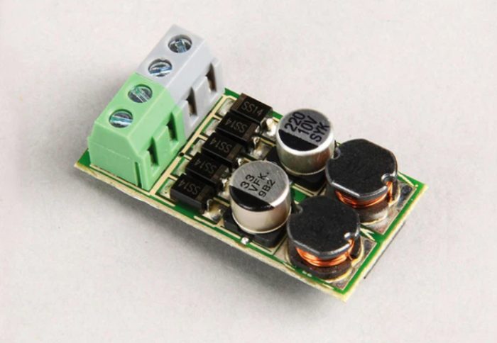 PIKO #36143 Voltage Regulator 5V